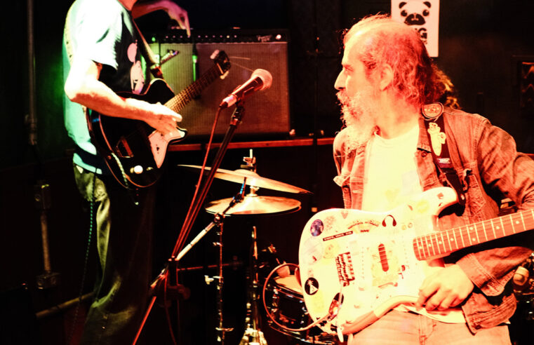 The Cigarettes lança 8º álbum de estúdio: “Clareana T”