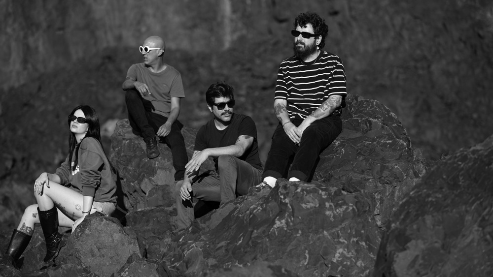 Lava Divers lança 2º disco depois de longa pausa
